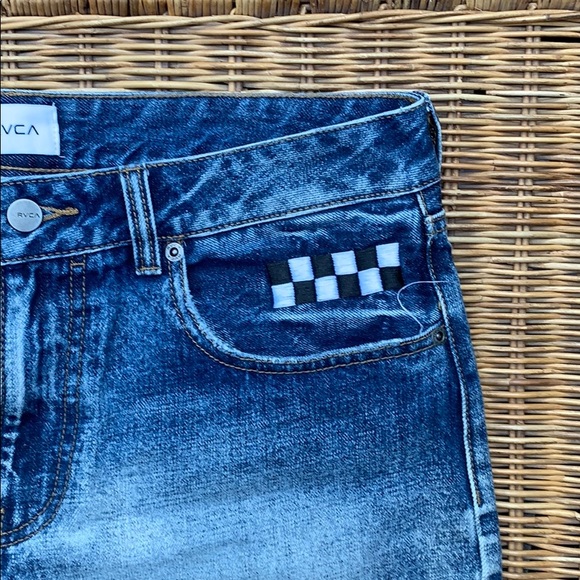 Flame pocket shorts! 🔥 - Picture 3 of 4